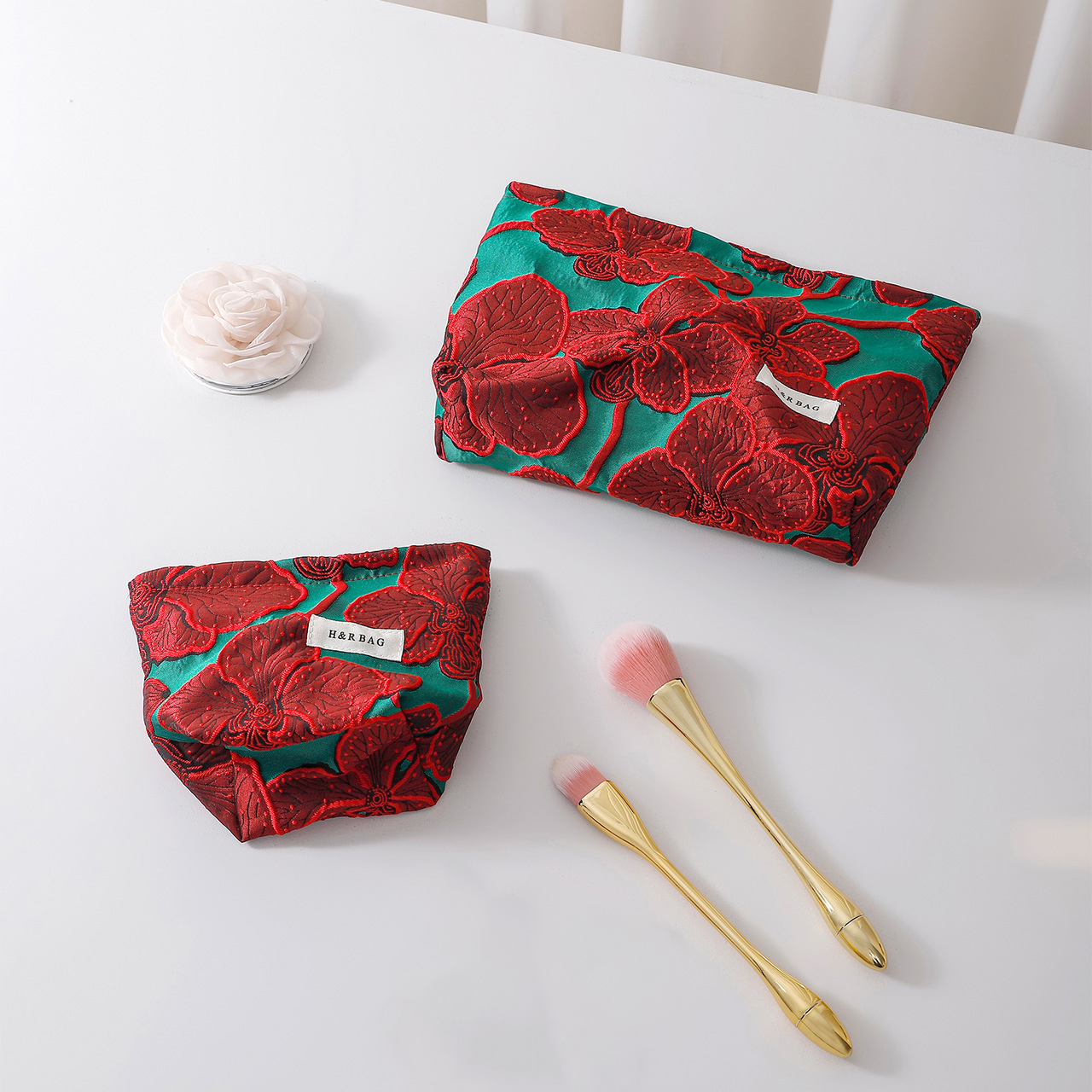 New Arrival Red Flower Women Makeup Bag Portable Large Capacity Cosmetic Bag Skin Care Products Toiletry Storage Bag