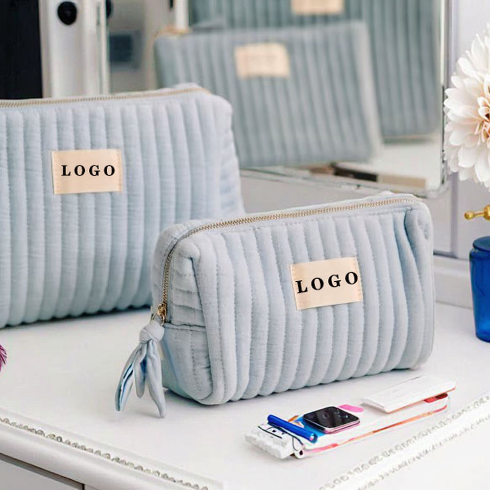 Custom Logo Women's Fashion Cute Small Beauty Travel Soft Organic Cotton Makeup Pouch Quilted Velvet Cosmetic Bag Zipper Large