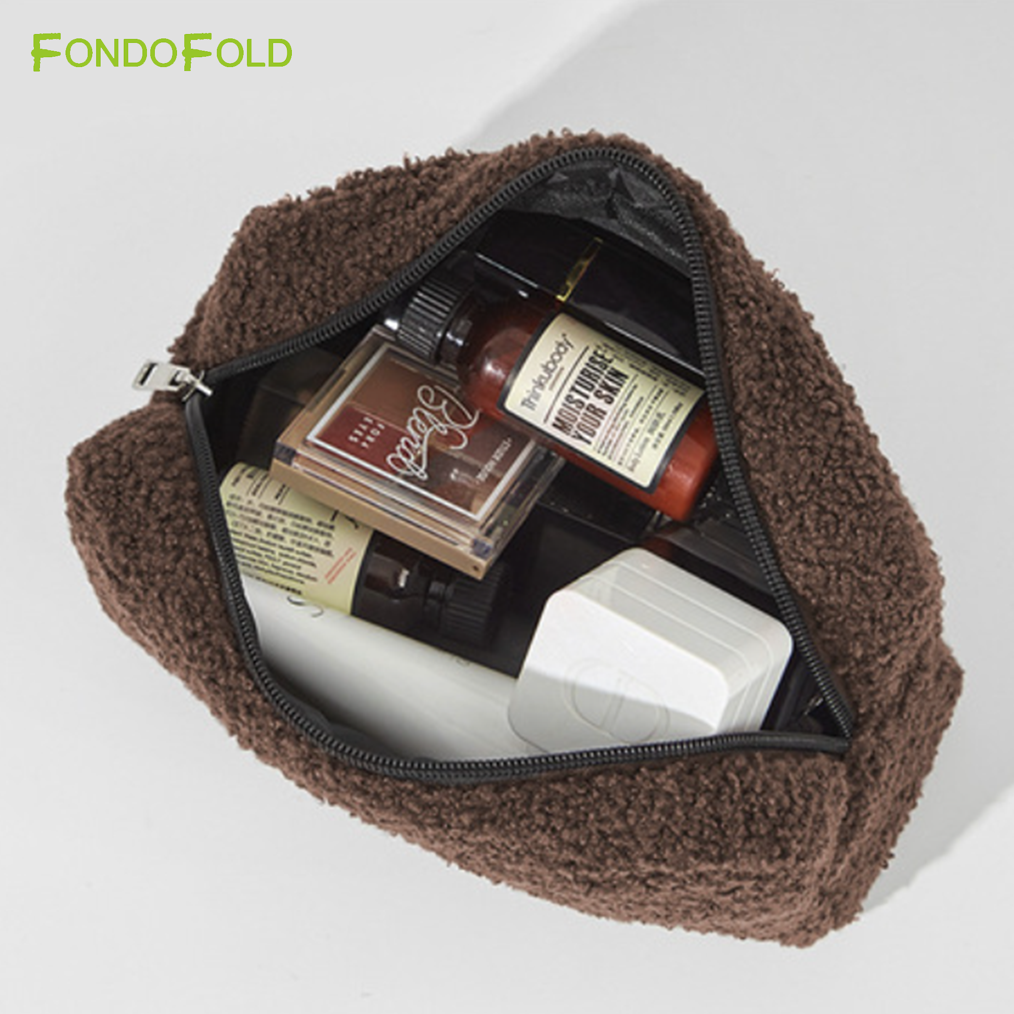 Professional Large Capacity Teddy Soft Makeup Bag Custom Travel Cosmetic Pouch for Women with Zipper Closure for Storage