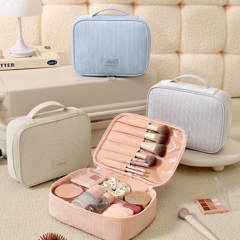 Accept Custom Materials and Logo Luxury Fashion Large Capacity Toiletry Kits Makeup Cosmetic Pouch Storage Bags for Travel
