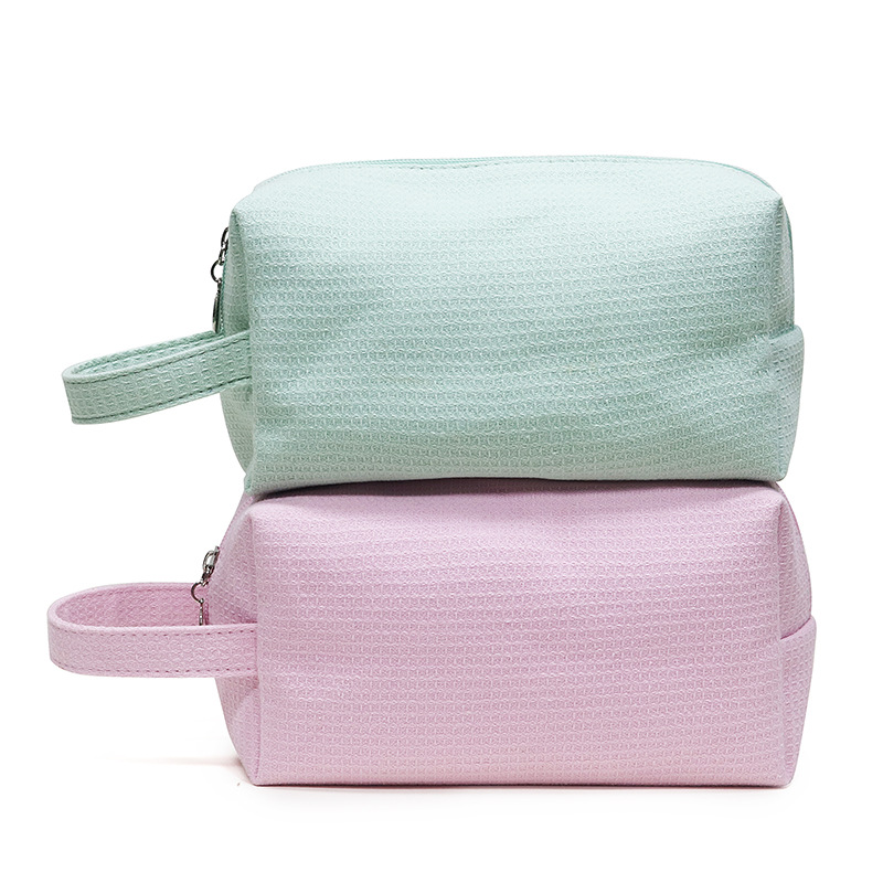 Custom Logo Large Capacity Zipper Waffle Makeup Bag Travel Toiletry Organizer Women Waffle Cosmetic Bag with Soft Handle