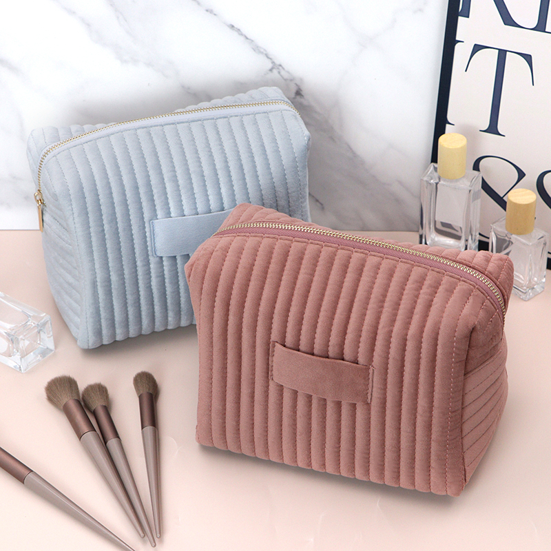 Luxury Velvet Makeup Bag Premium Big Capacity Cosmetic Organizer Metal Zipper Soft Travel Toiletry Promotional Business Gifts