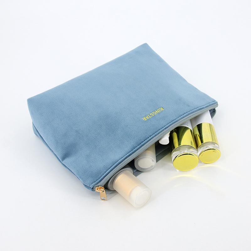 Cosmetic Bag Daily Necessities for Travel Velvet Travel Cosmetic Bag Makeup Organizer Supplier Luxury Toilet Bags for Women