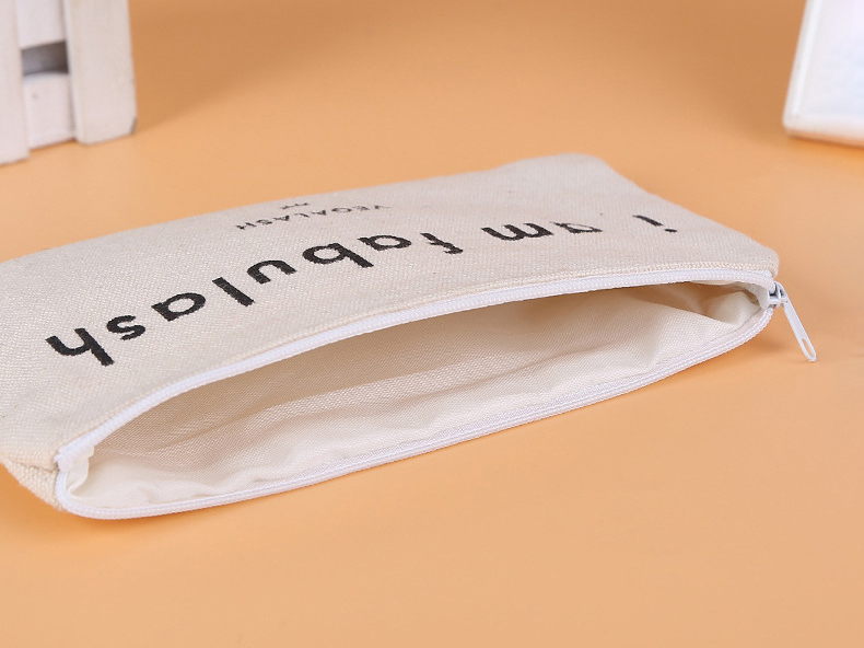 Makeup Bag Detail 4