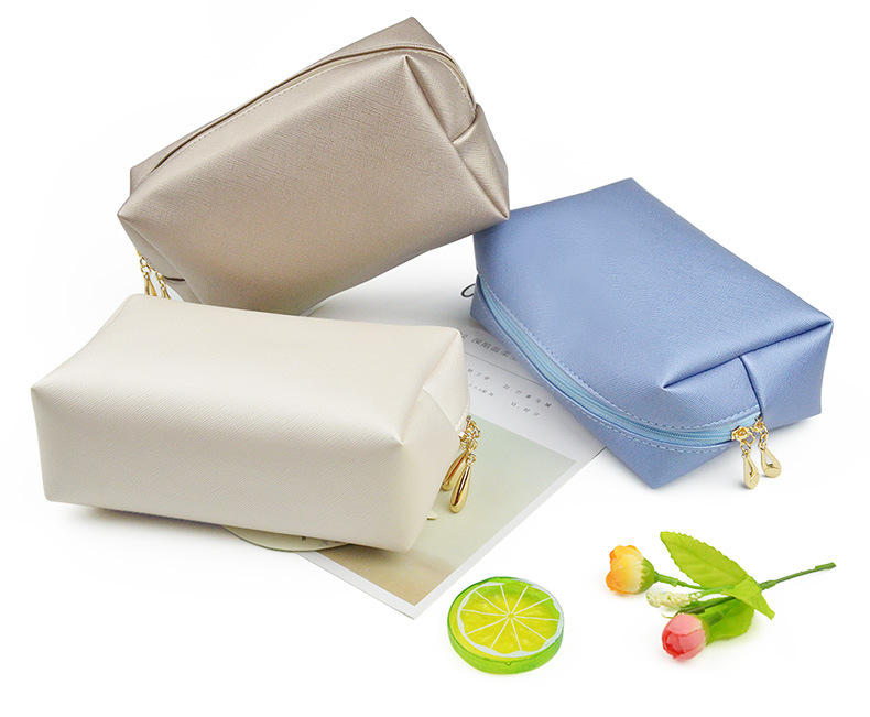 Women Cosmetic Bag Waterproof PU Leather Solid Color Makeup Pouch Travel Portable Wash Toiletry Storage Bag Organizer Purse