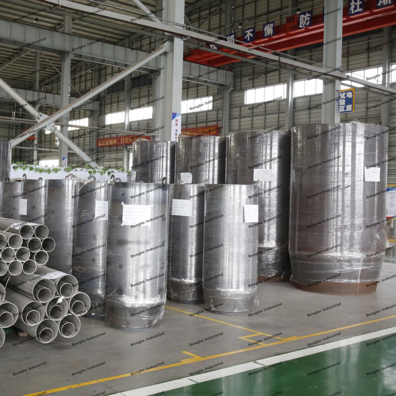 Sistema de Resfriamento Enclosed para Soluções Tecnológicas Inovadoras de Forno de Indução para Fusão