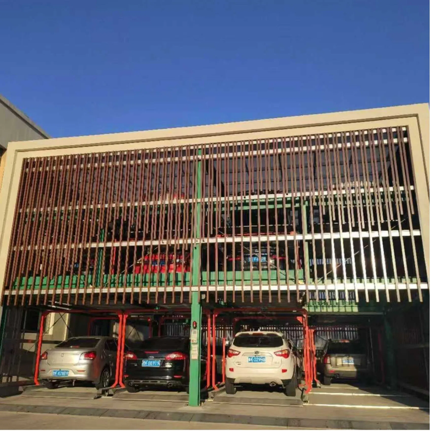 Sistema de Estacionamento de Quebra-Cabeça Personalizável de Três, Quatro, Cinco e Seis Andares Projetado para Armazenamento de Veículos de Alta Densidade em Áreas Comerciais e Residenciais