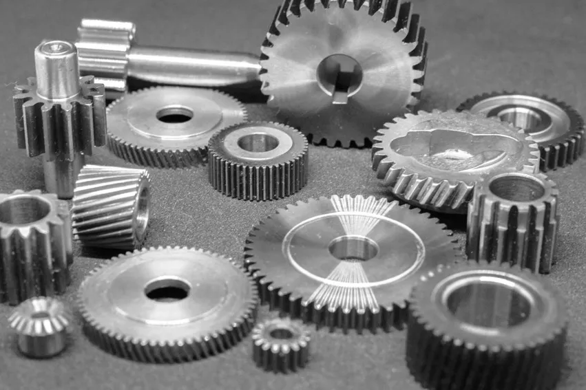 Eixo de partida de redução de metal em aço, pino de engrenagem, máquina de precisão personalizada, roda de transmissão, engrenagem planetária, engrenagem solar, engrenagem de dentes retos