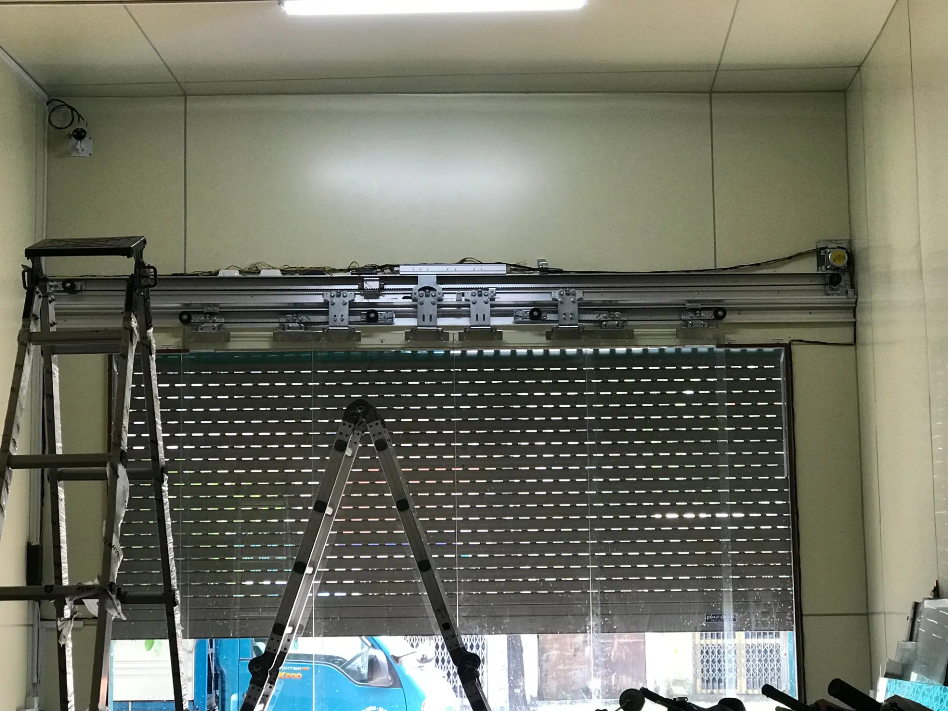 Sistema de Abertura Automática de Porta Deslizante com Certificação Ce 3 Garantia de Ano