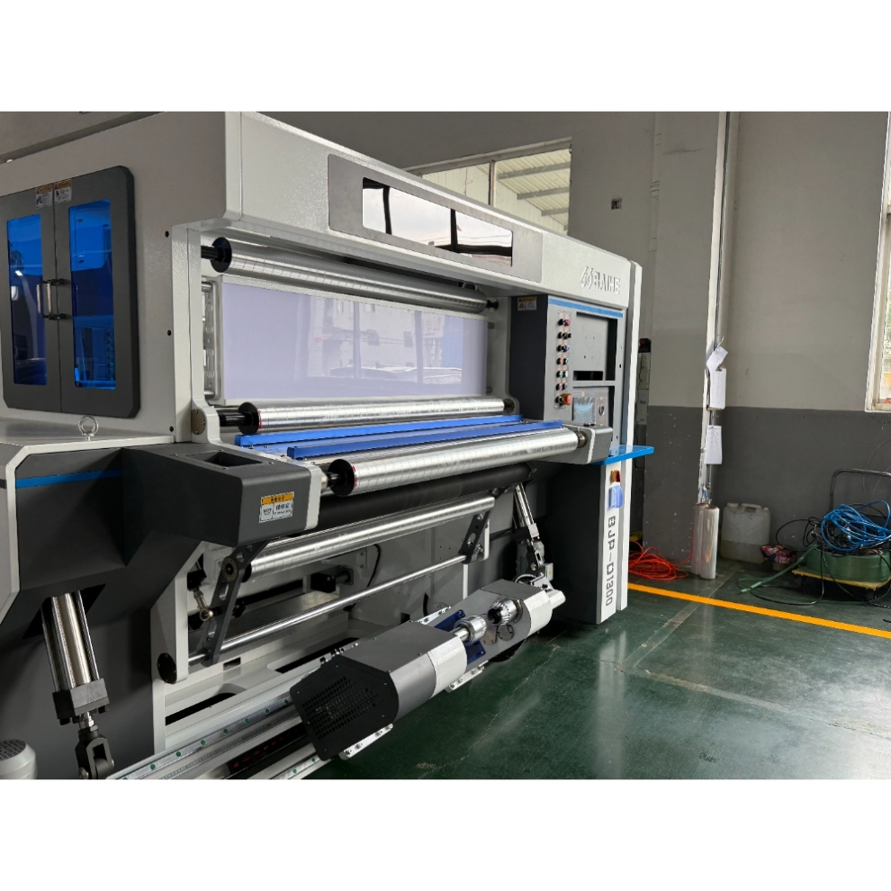 Máquina de Rebobinagem Automatizada Plus Rebobinador de Corte e Sistema de Inspeção de Alta Precisão