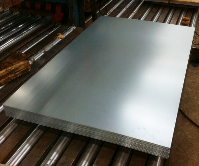 Hot Dipped Galvanized Steel Sheet Gi Plate Dx51d Z275 Regular Spangle Flat Sheet