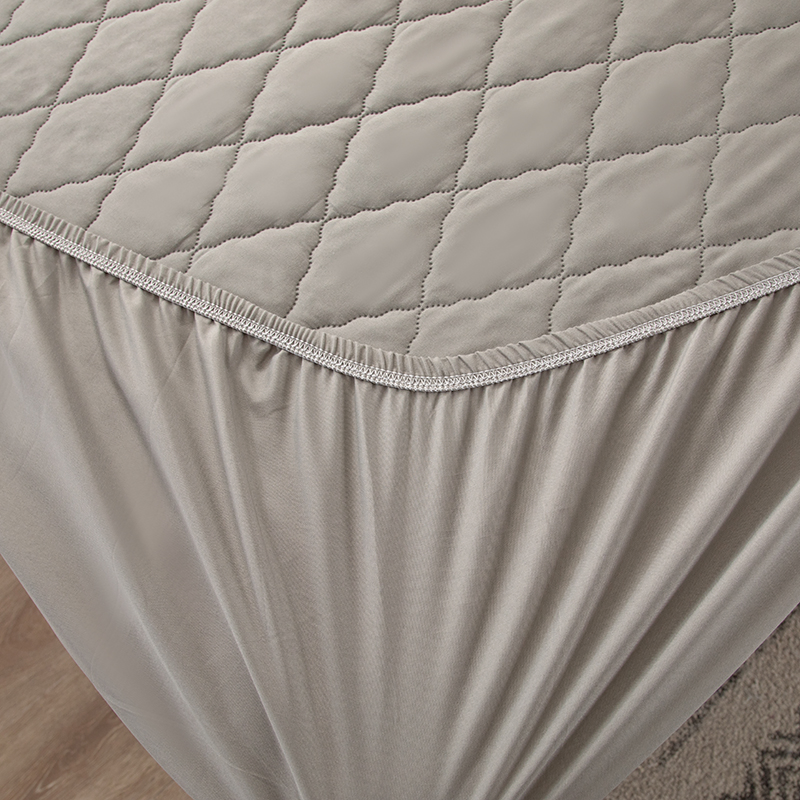 Soft Lyocell Ensemble with Soft Breathable Waterproof Mattress Cover Bedding Collection