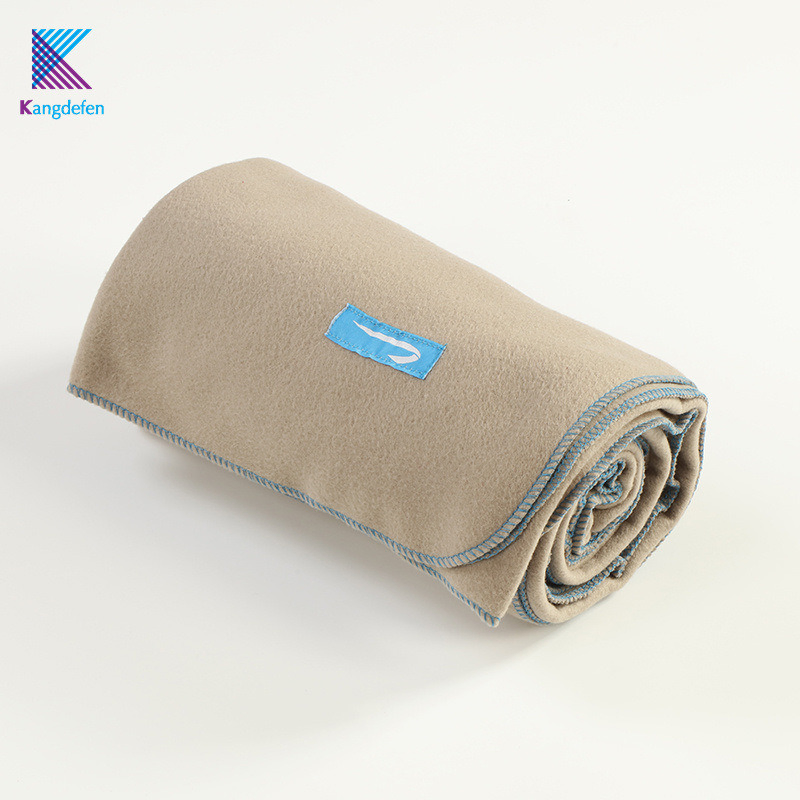 Breathable Home Textile Polyester RPET Recyclable Fleece Blanket for Airplane with Grs Certificate