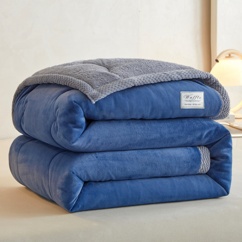 Korean Soft Bed Airline Blankets Mink Milk Velvet Weighted Microfiber Polyester Flannel Fleece Blanket