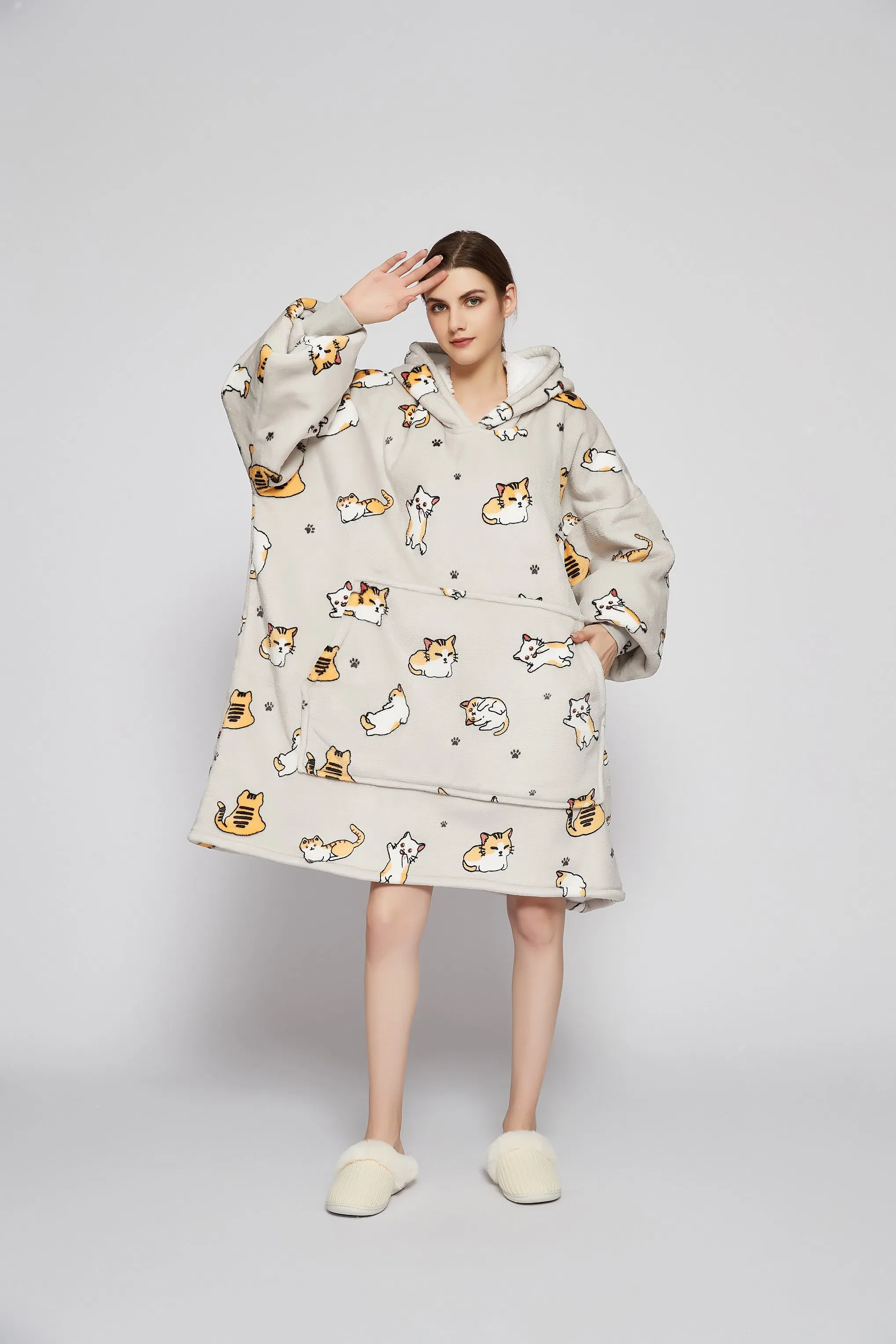 Hot Selling Oversize Sherpa Hooded Blanket Plush Fleece Hoodie Blanket for Adult