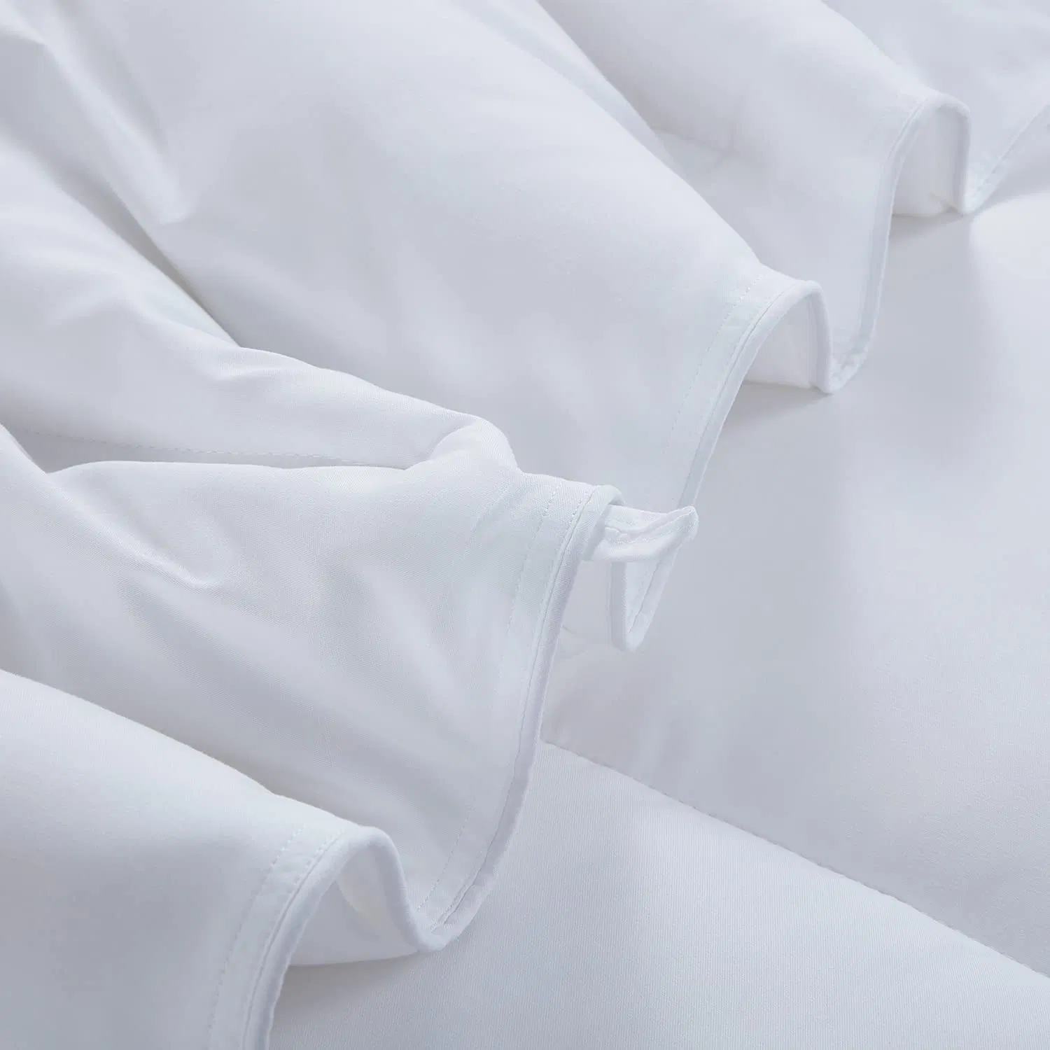 Lightweight Super Soft Brushed Microfiber Summer Duvet Insert, Down Alternative Comforter, Customized Box Pattern Design Polyester Bed Quilt Inner