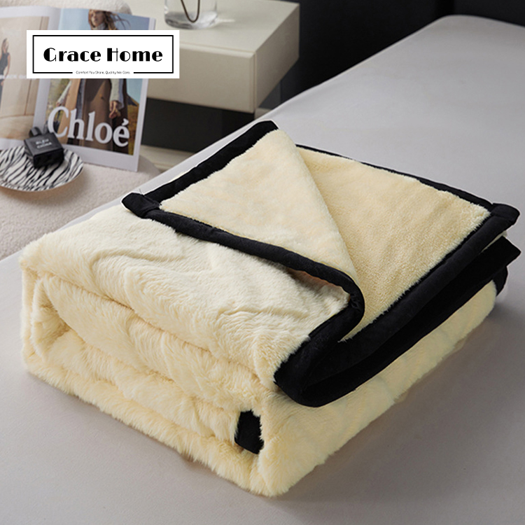 a Class Grade Super Warm Minky Soft Carving Faux Fur Blanket Weighted Blanket for Adults