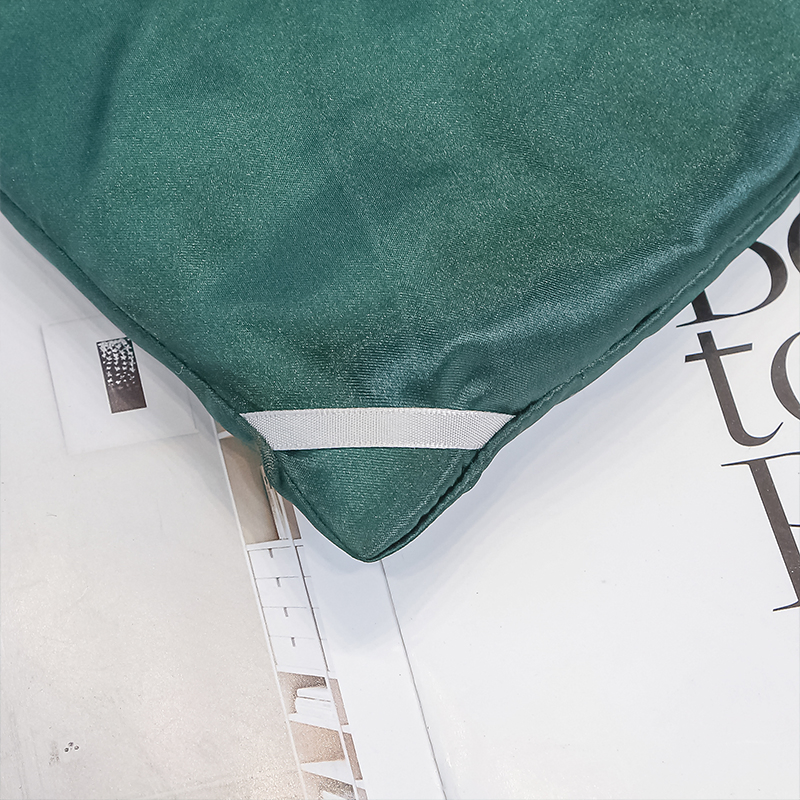 Wholesale Green Satin Silk Duvet Cover Customized Queen Size Comforter Sets Bedding Set