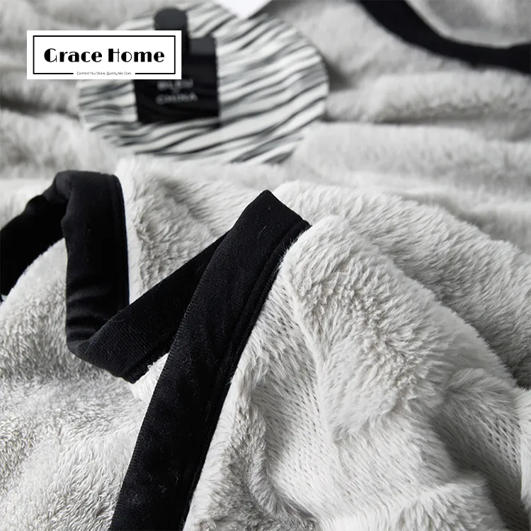 Faux Fur Blanket Detail 7