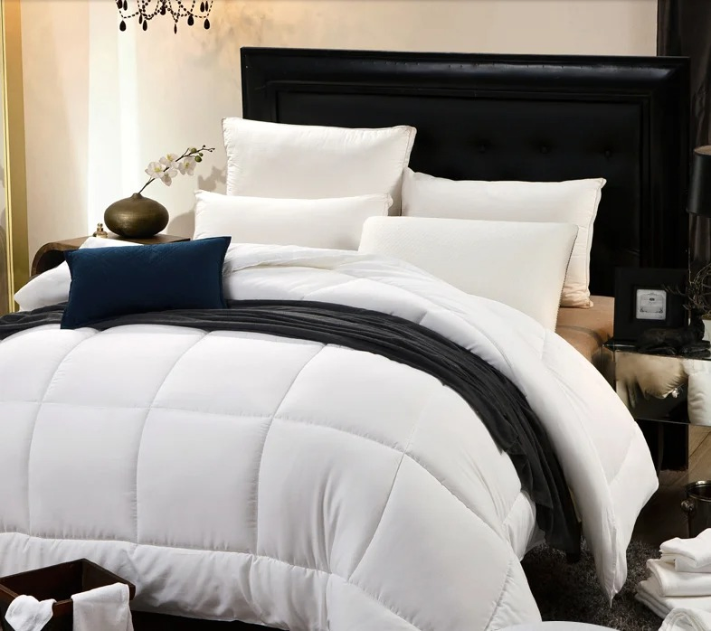 Factory Direct Wholesale Custom Ultra Soft All Season Down Alternative Quilted Comforter