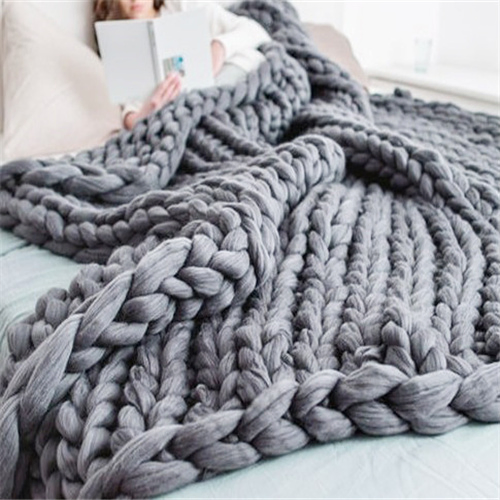 Wholesale Hand Made Knitted Weighted Blanket Chunky Knit Weighted Throw Blankets