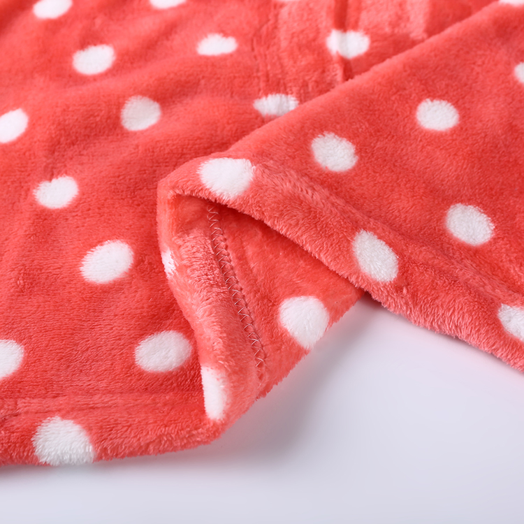 Microfiber Throw Fleece Bed Blanket Wholesale Super Soft Cheap Solid Color Flannel Blanket Winter Blanket