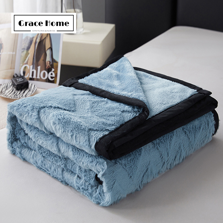 a Class Grade Super Warm Minky Soft Carving Faux Fur Blanket Weighted Blanket for Adults