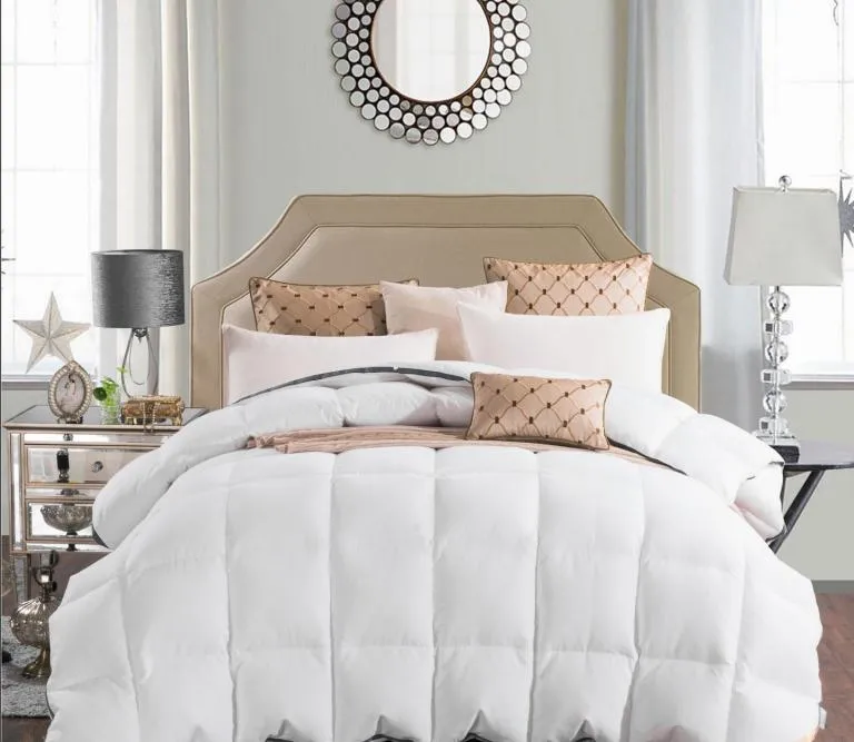 Duck Down Comforter Detail 1