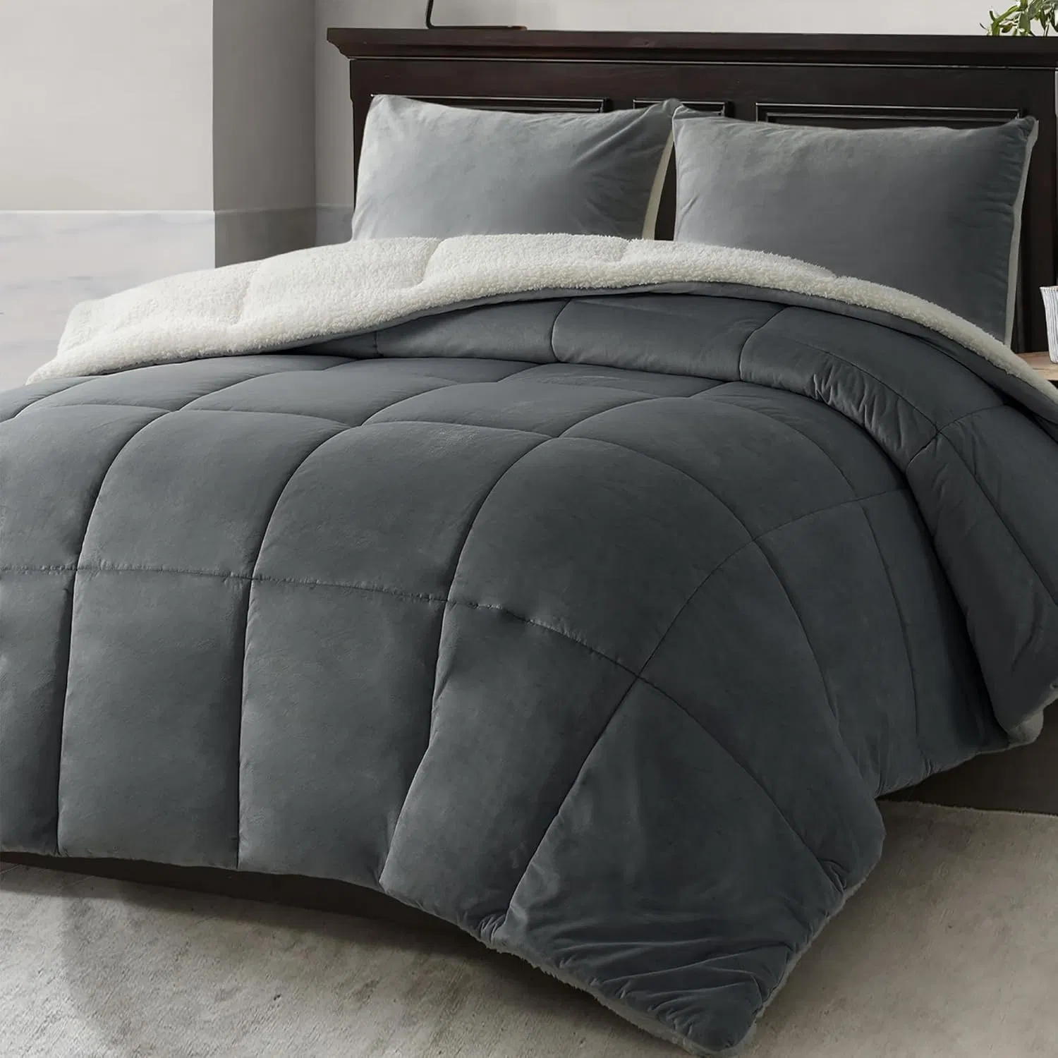 Reversible Sherpa Blanket with Minky Plush and Fuzzy Fleece Microfiber Jacquard Blanket Faux Fur