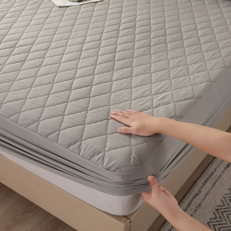 Soft Lyocell Ensemble with Soft Breathable Waterproof Mattress Cover Bedding Collection