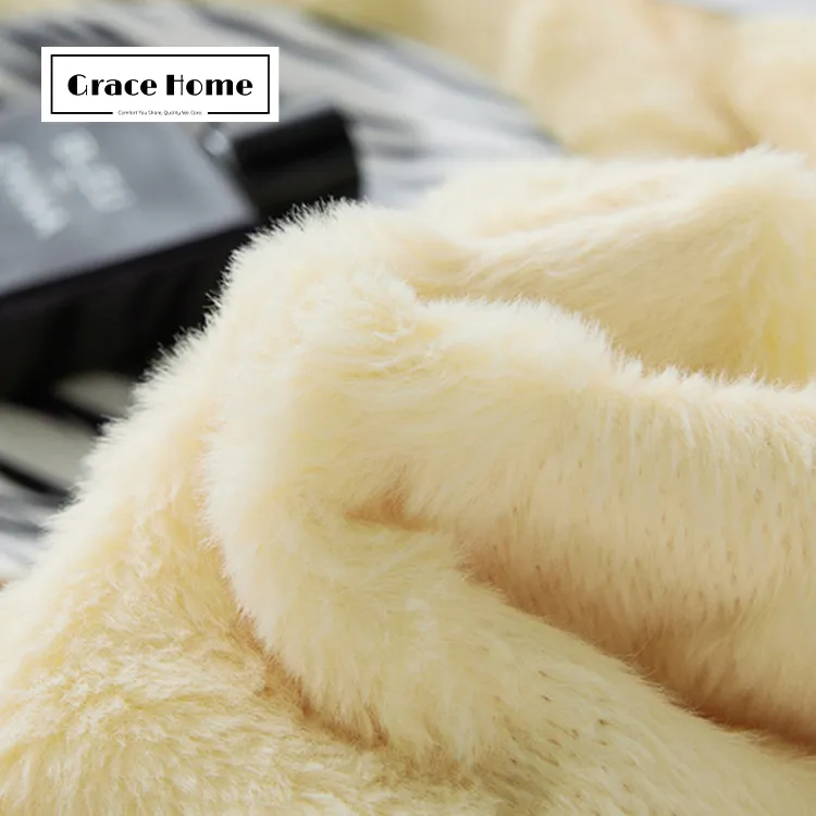 Faux Fur Blanket Detail 8