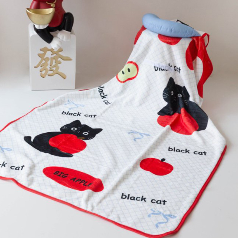 Luxurious Soft Fleece Throw Blanket for Cozy Comfort