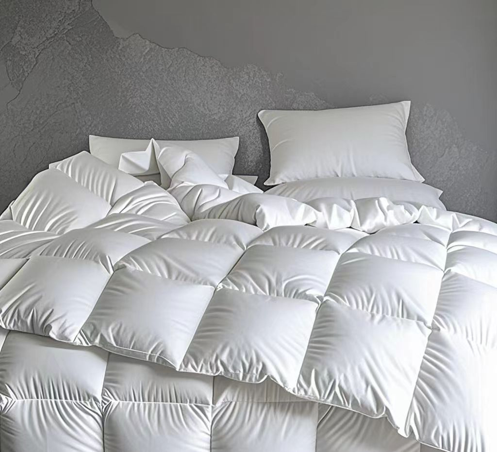 All Season True Baffle-Box Noiseless Down Alternative King Size Duvet Insert Soft Hotel Collection Bed Comforter