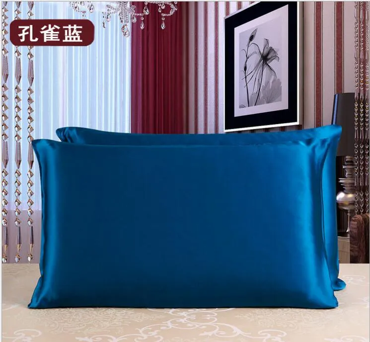 Silk Pillowcase Display 4