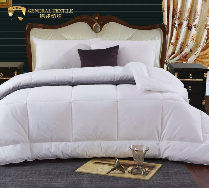 Hotel New Coming Top Quality Lightweight 80% White Duck Down Duvet (JRD563)