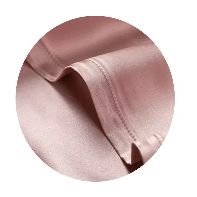 Silk Pillowcase Display 4