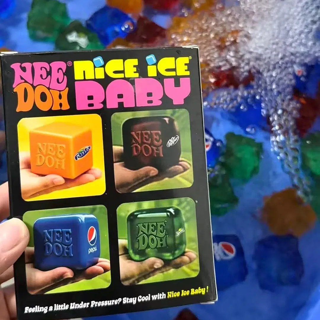 Nee Nice Ice Baby Mini Cube 4-Pack Transparente Super Sólido Squish Sensory Fidget Squeeze Brinquedo para Crianças Adultos Alívio do Estresse Caixa