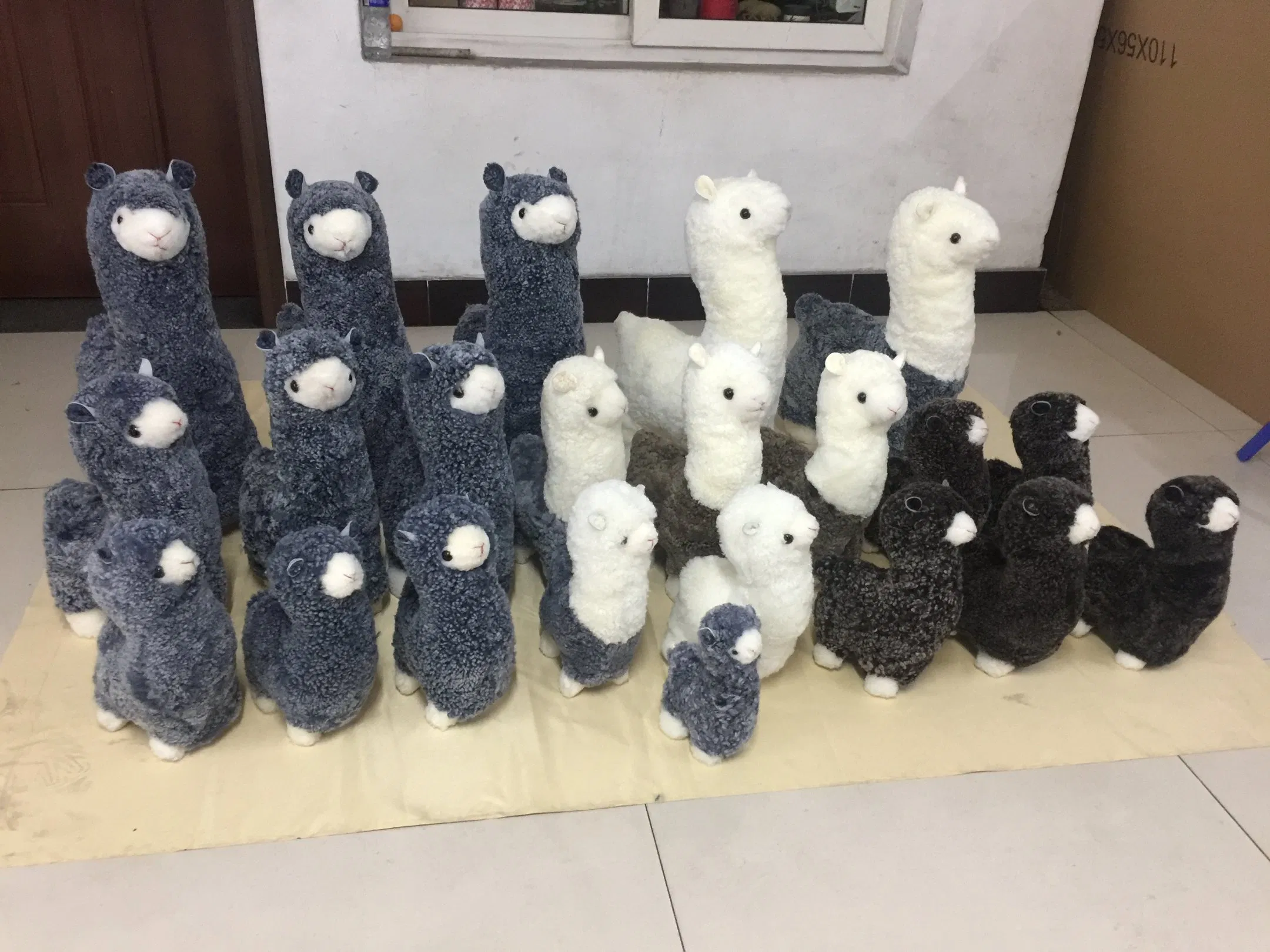 Animais de pelúcia personalizados de alpaca fofos e macios para bebês, presente de companhia