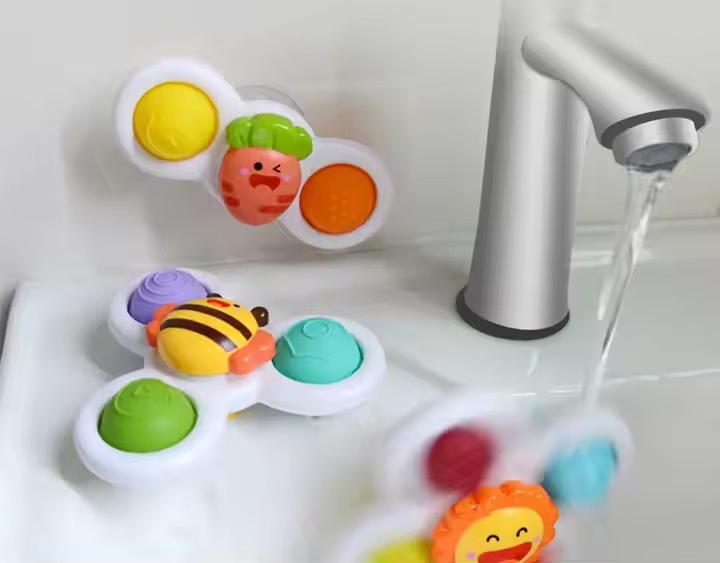 Novos Brinquedos de Banho para Bebês 3PS em Caixa Colorida Conjunto de Brinquedos de Fidget Spinner de Silicone com Ventosas Sensoriais