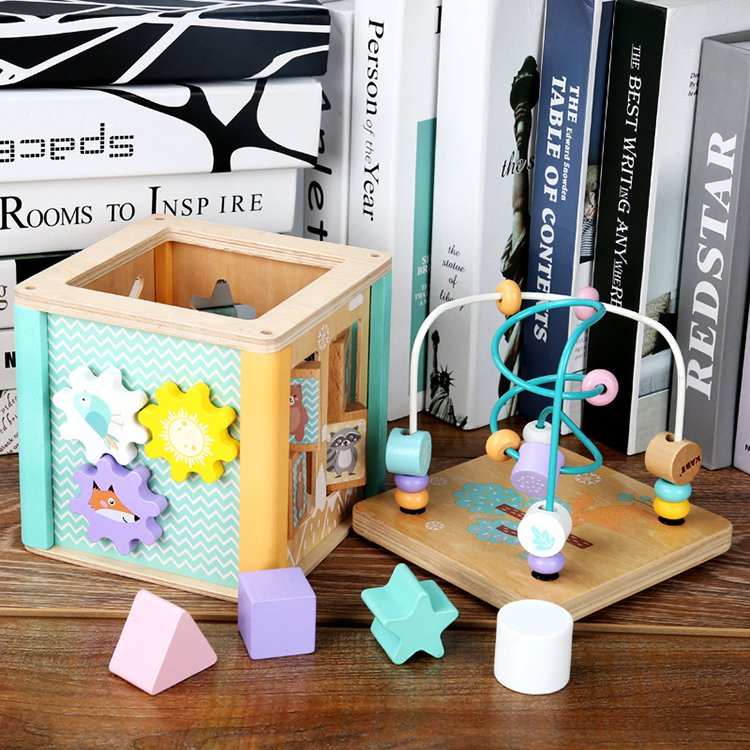 Brinquedos Educativos de Madeira para Bebês Wyx1233 Cubo de Atividades Centro de Brincadeiras para Crianças