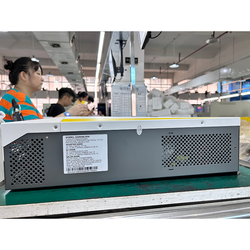 High Quality 3kw PV Hybrid MPPT Solar Inverter