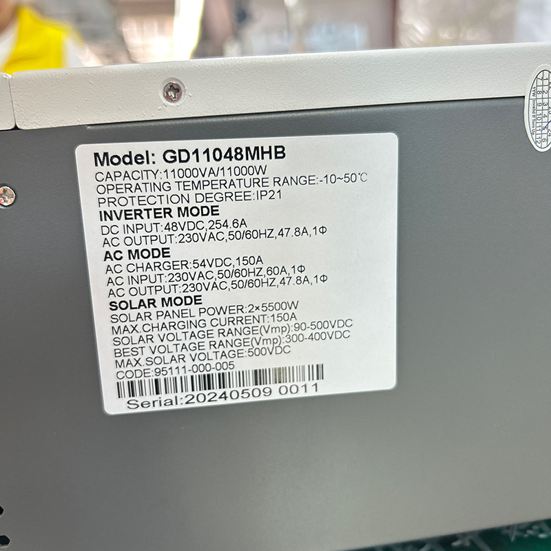 High Quality 3kw PV Hybrid MPPT Solar Inverter