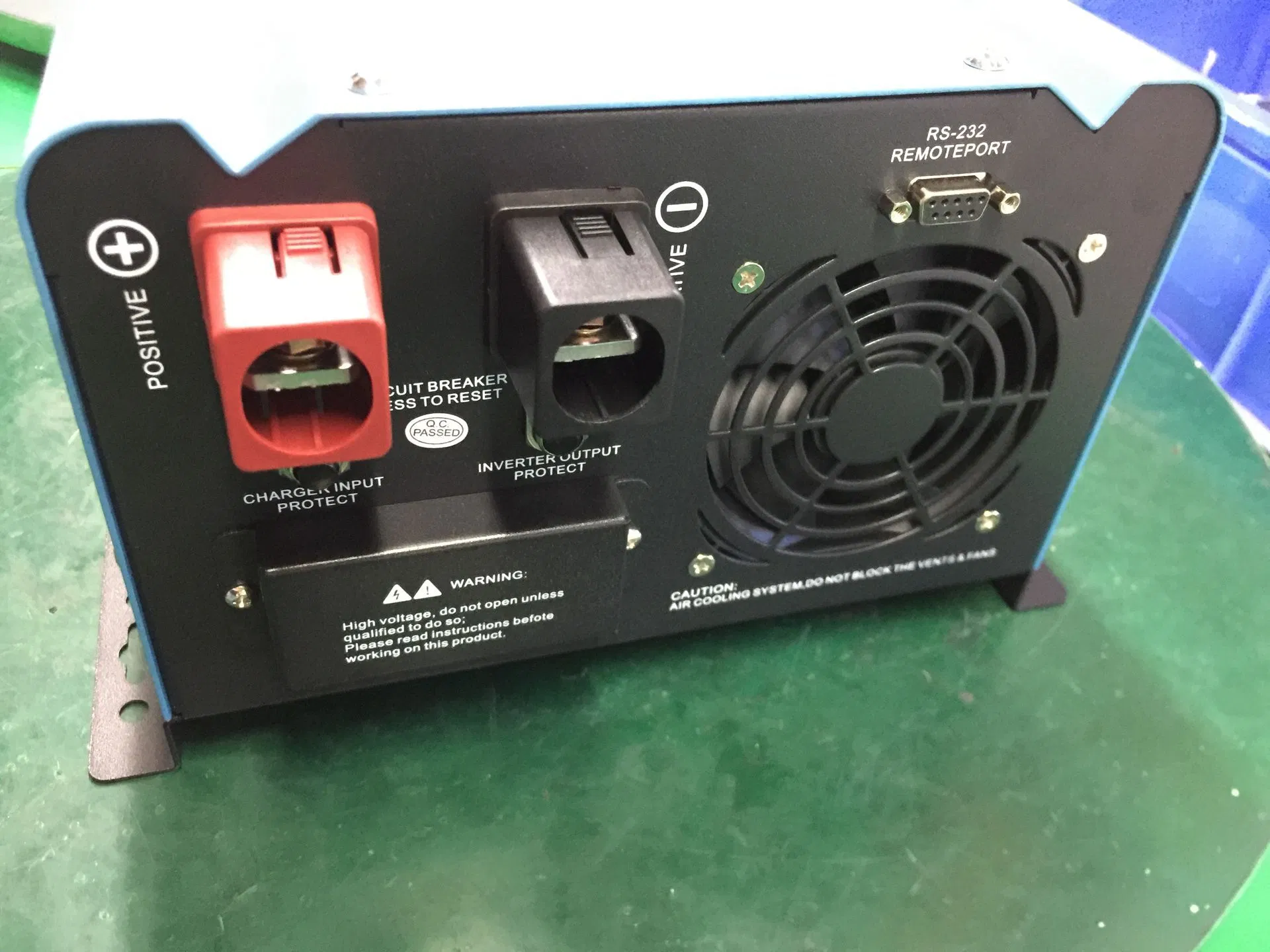 MPPT off-Grid Integrated Inverter with Built in Controller for Wind Turbine 3kw 5kw 8kw 10kw Grid-Tie Three Phase 380V Output