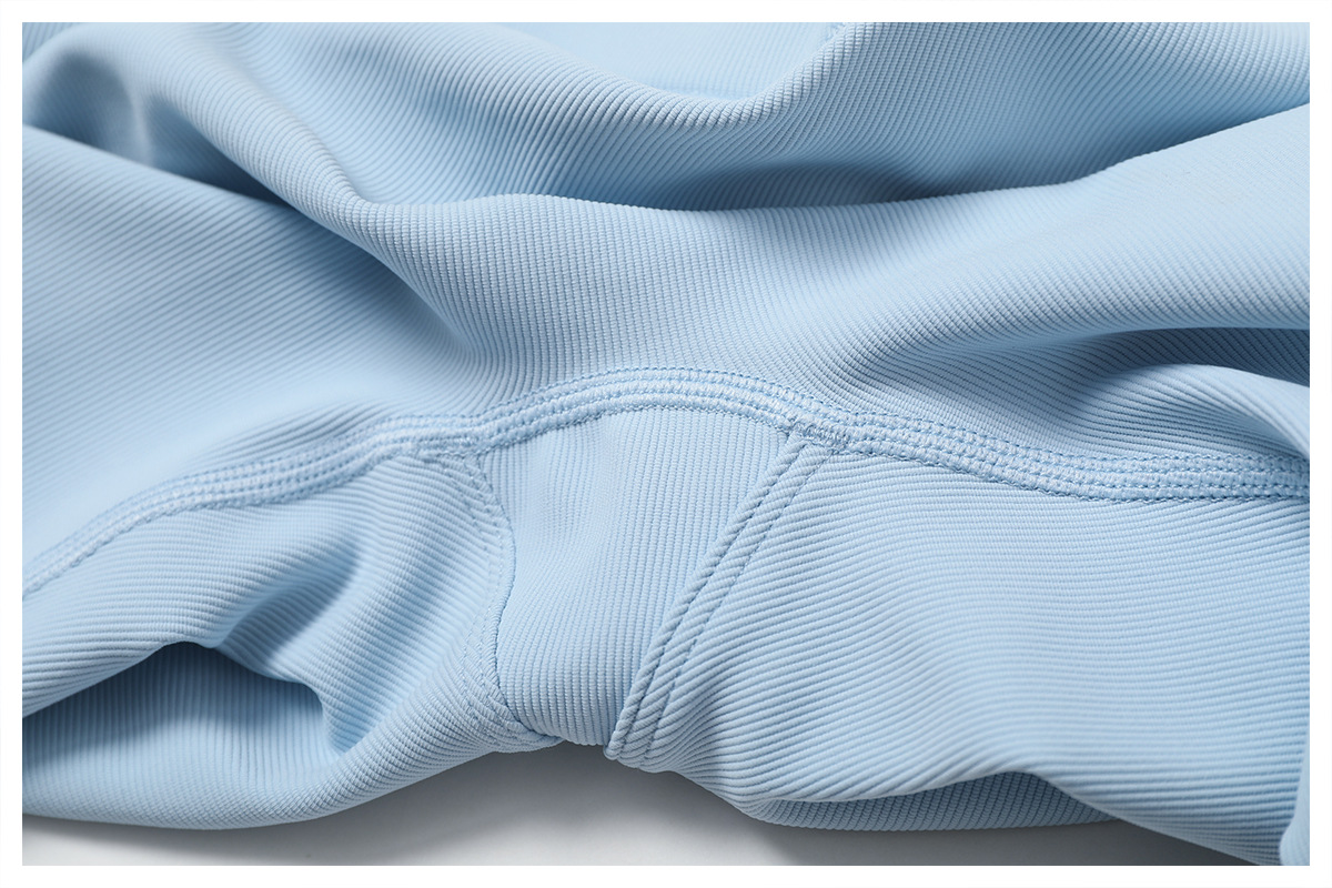Seamless activewear product view 8