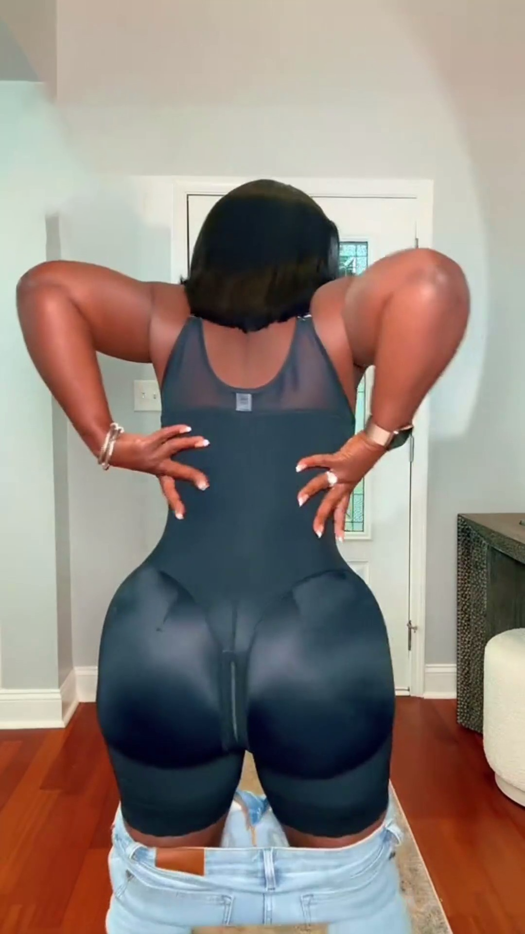 Butt Lifter Feature