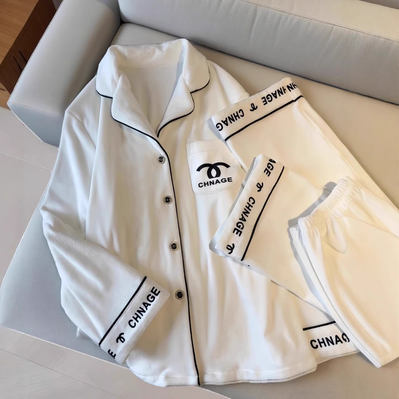 Island Velvet Premium Light Luxury Women's Thermal Sleepwear Autumn/Winter Long Sleeve Home Furnishing Set Sweet and Lovely Wind