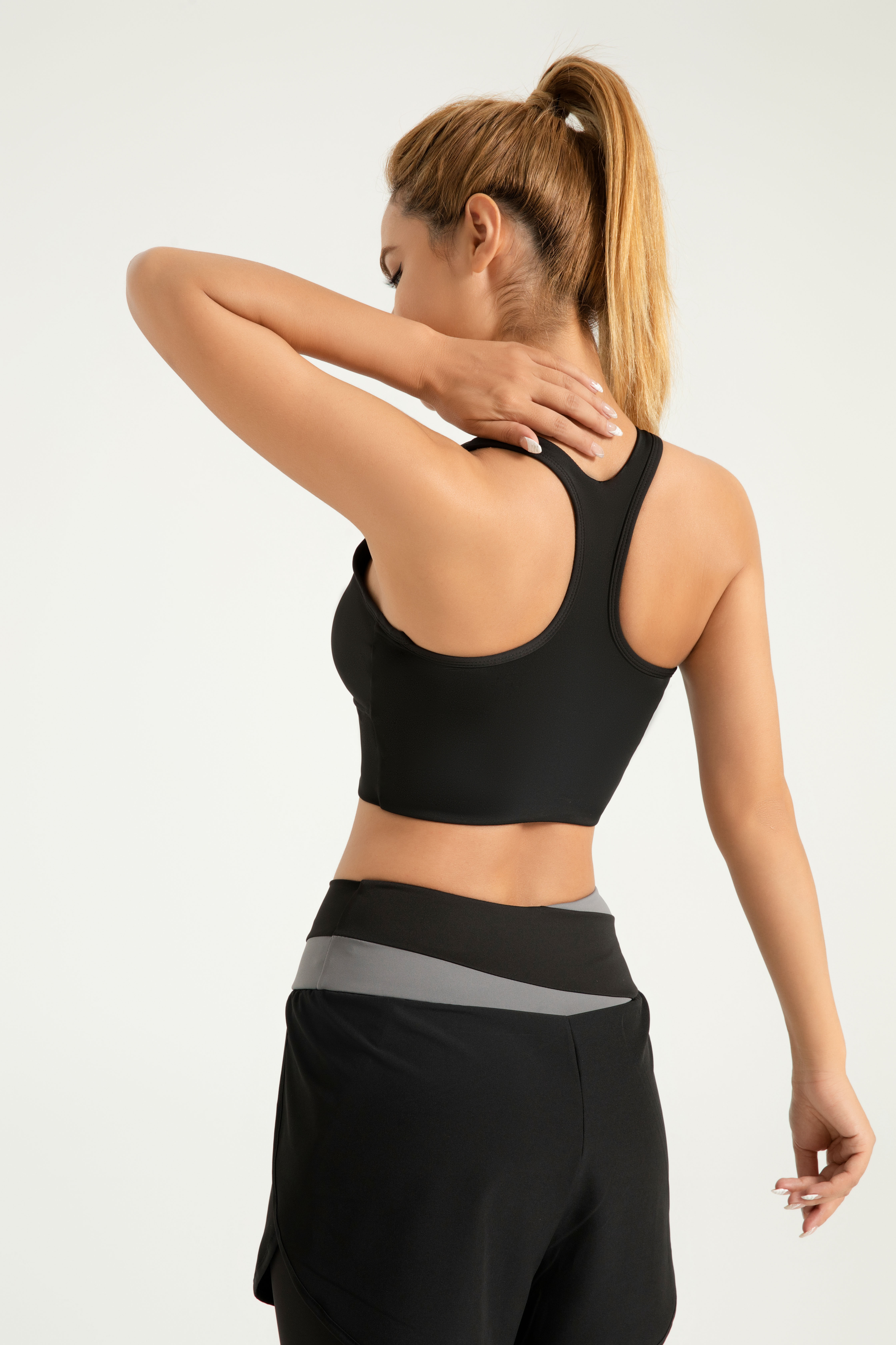 Activewear Model View 2