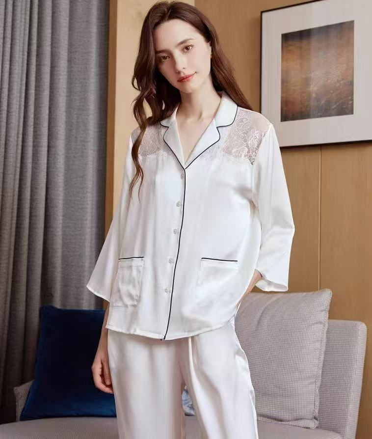 Silk Woven Long-sleeved V-neck Elastic Belt Pajamas Set Summer Luxury Soft Smooth Fabric for Women's Lace Splicing Design