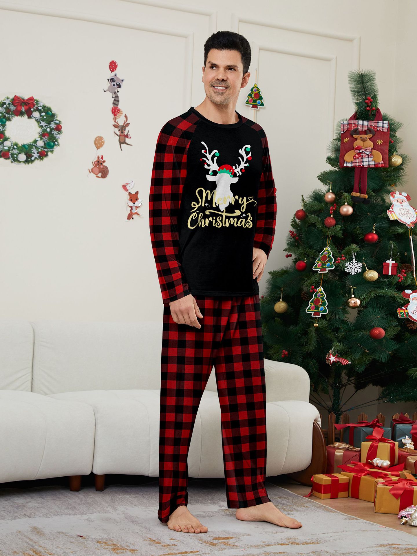 In Stocks New Christmas Clothes 2025 Xmas Deer Printing Pyjamas Family Matching Christmas Pajamas Sets