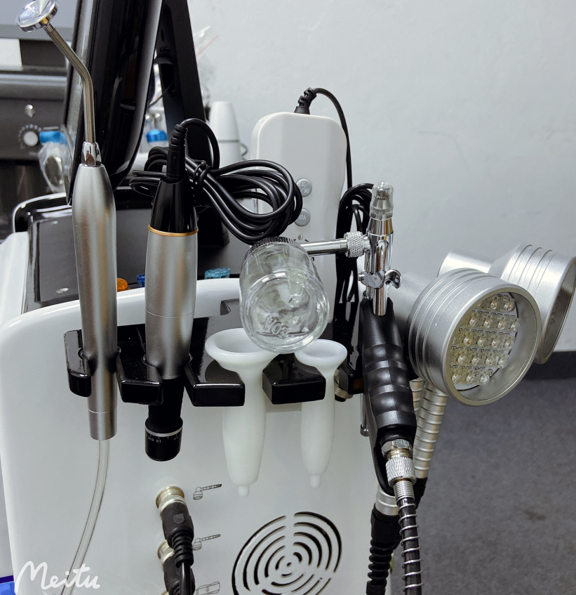 Facial Machine Design Option 3